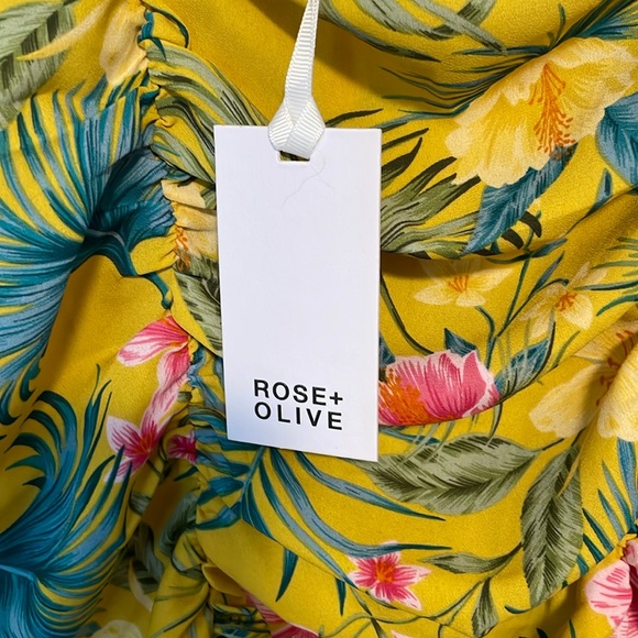 NWT Rose + Olive Tropical Top. Small - Picture 2 of 7